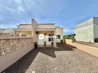 Foto da fachada de uma residência em Lajeado, Brasil.