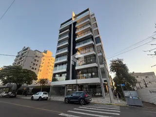 Fachada moderna de um edifício residencial em Lajeado, Brasil.