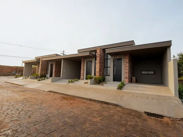 Casa geminada com 2 dormitórios, foto 2