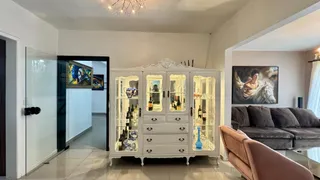 Apartamento com 4 dormitórios, foto 8