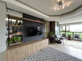 Imagem da sala de estar de um imóvel em Lajeado, Brasil.