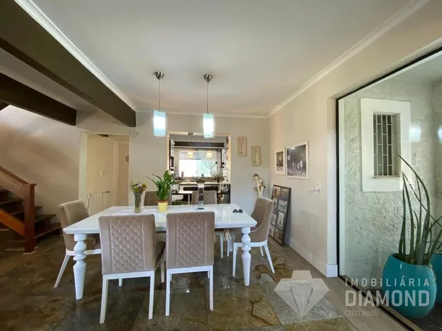 Casa com 4 dormitórios, foto 4