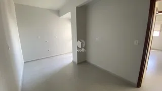 Hall de entrada de um imóvel em Lajeado, Brasil.