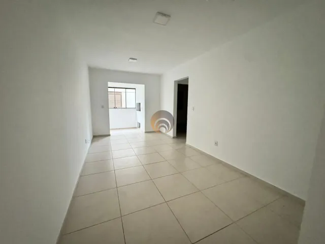Apartamento com 2 dormitórios