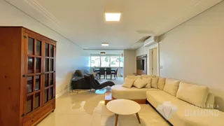 Apartamento com 3 dormitórios, foto 2
