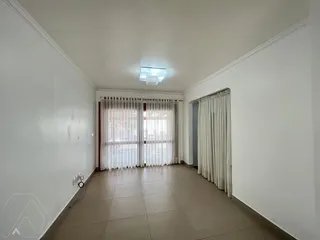 Casa com 4 dormitórios, foto 3