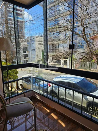 Apartamento com 2 dormitórios, foto 2
