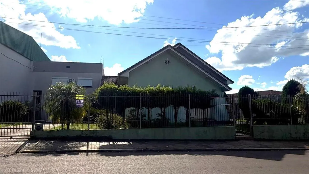 Casa com 3 dormitórios, foto 1