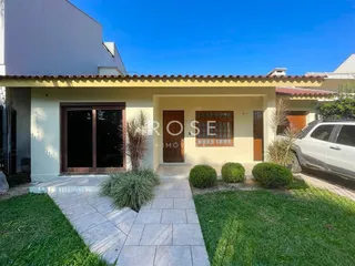 Casa com 4 dormitórios, foto 1