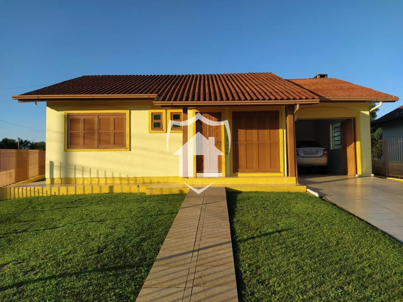 Casa com 3 dormitórios, foto 1