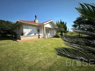 Casa com 2 dormitórios, foto 1