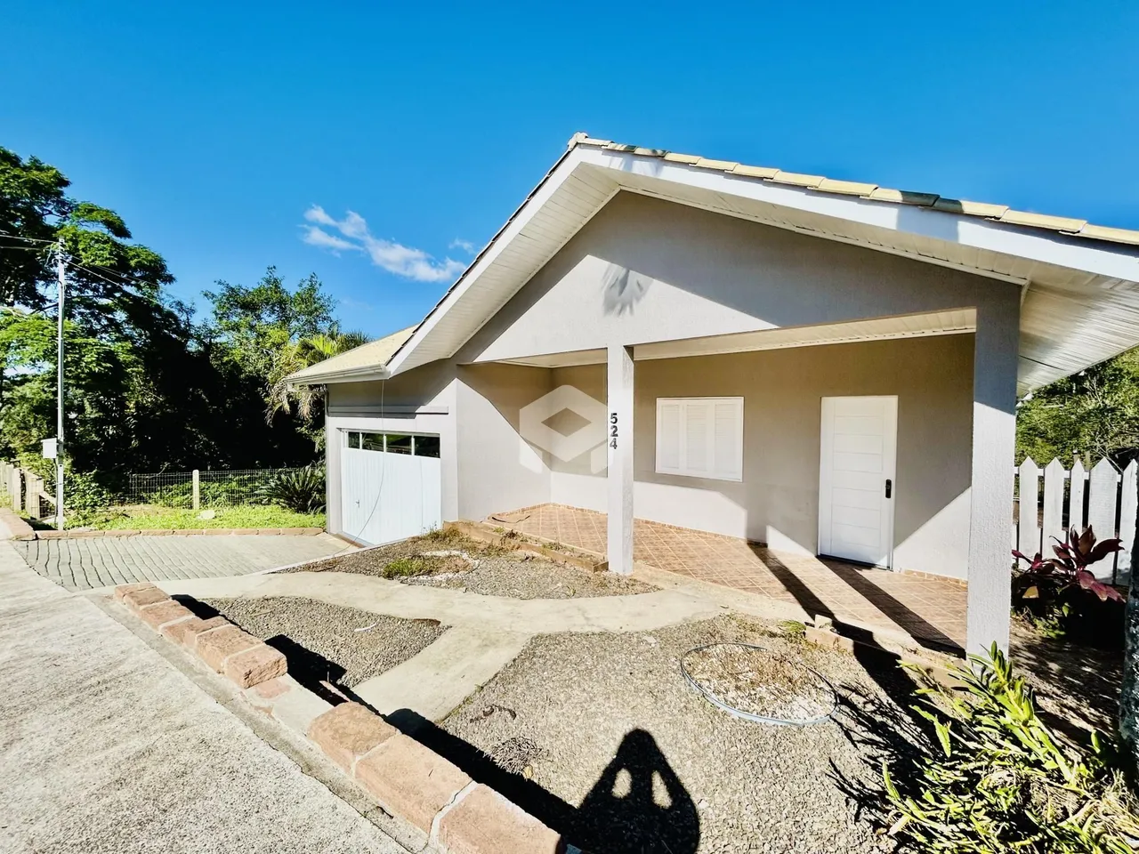 Casa com 2 dormitórios, foto 1