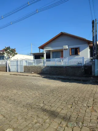 Casa com 2 dormitórios, foto 1