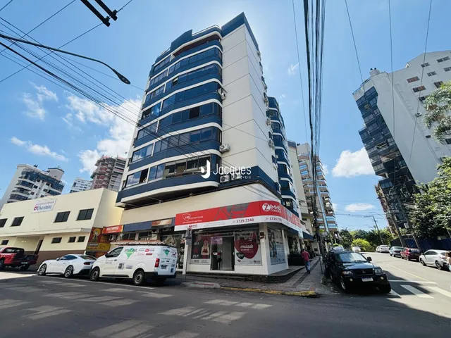 Fachada de um prédio residencial em Lajeado, Brasil.