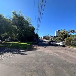 Vista externa de uma rua em Lajeado, Brasil.