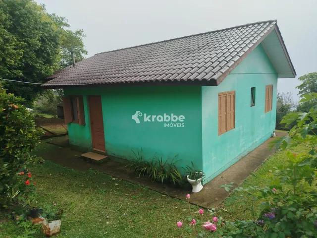 Área rural com 3 dormitórios
