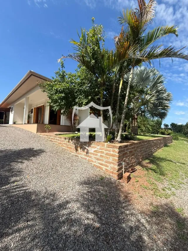 Casa com 3 dormitórios, foto 2