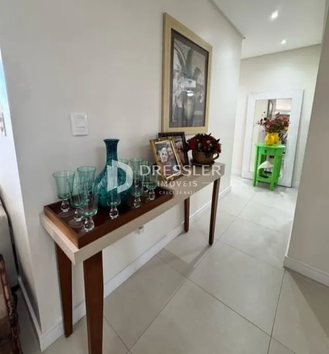 Apartamento com 3 dormitórios, foto 2