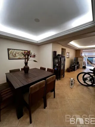 Apartamento com 3 dormitórios, foto 2