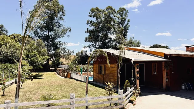 Área rural com 2 dormitórios
