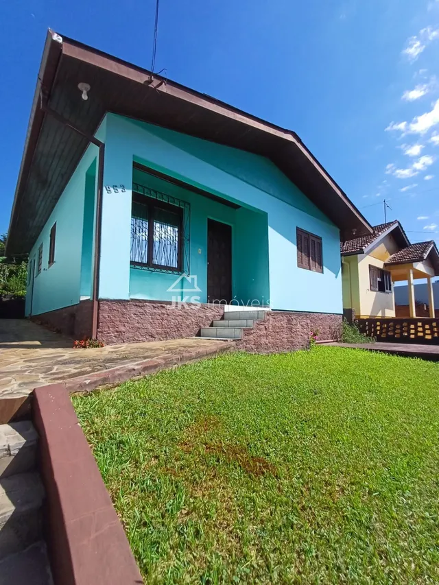 Casa com 3 dormitórios