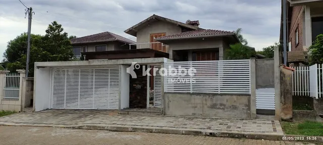 Casa com 3 dormitórios