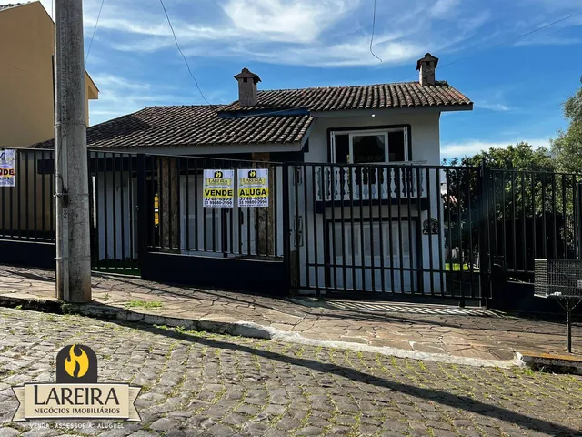 Casa com 3 dormitórios