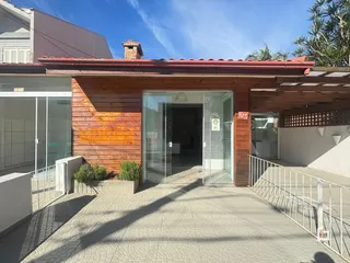 Fachada de uma residência em Lajeado, Brasil.