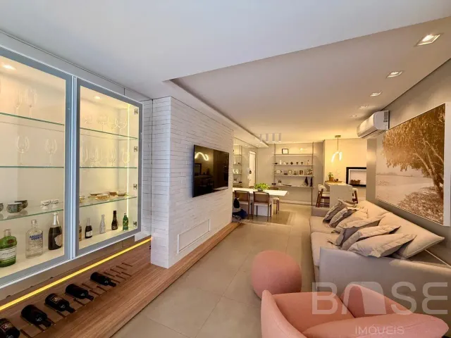 Apartamento com 2 dormitórios