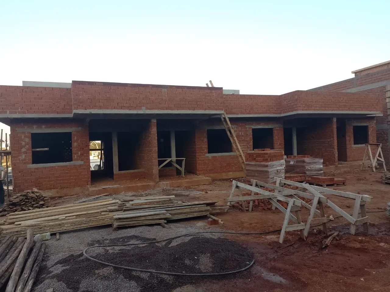 Casa geminada com 2 dormitórios, foto 1
