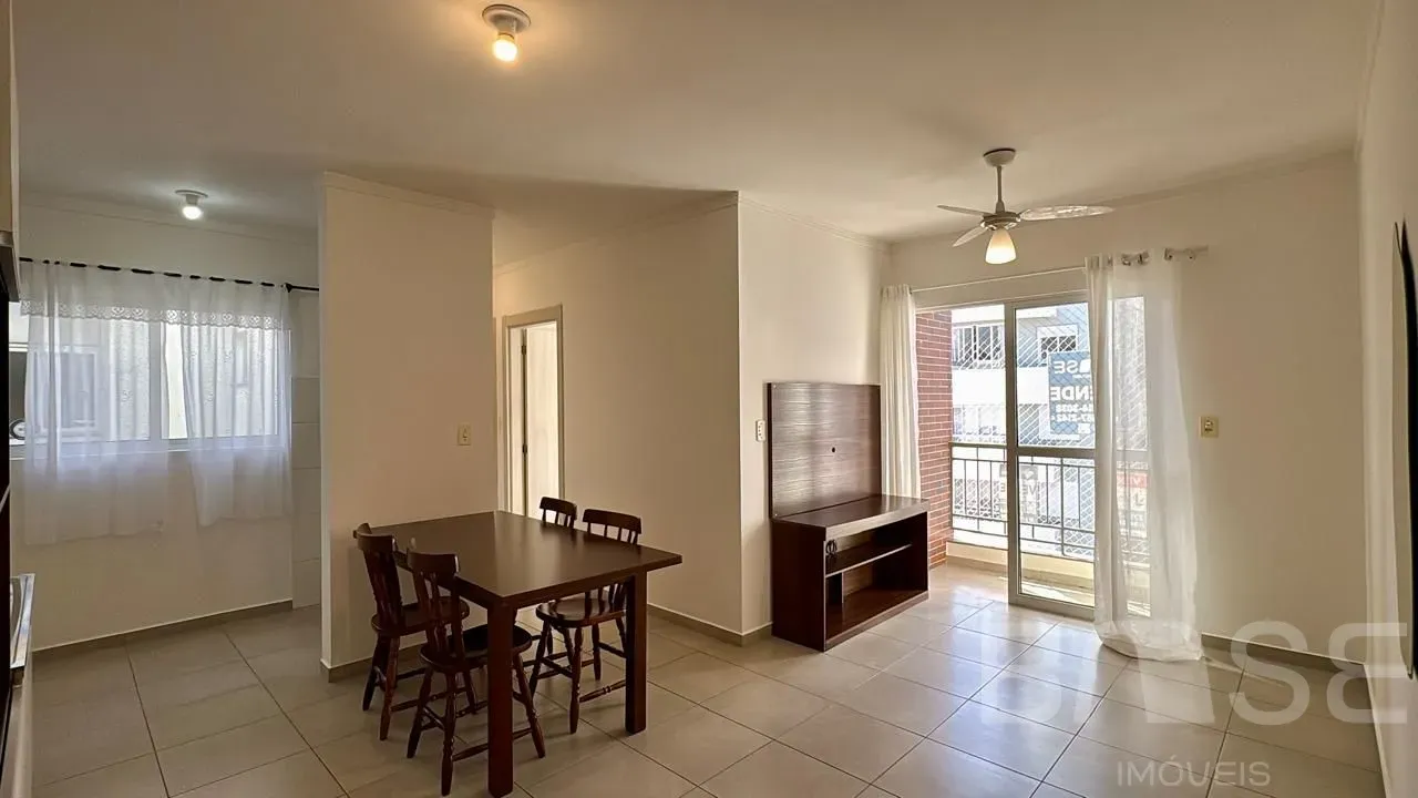 Apartamento com 2 dormitórios, foto 1