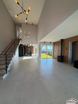 Casa com 3 dormitórios, foto 2