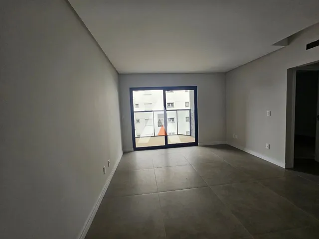 Apartamento com 2 dormitórios, foto 2