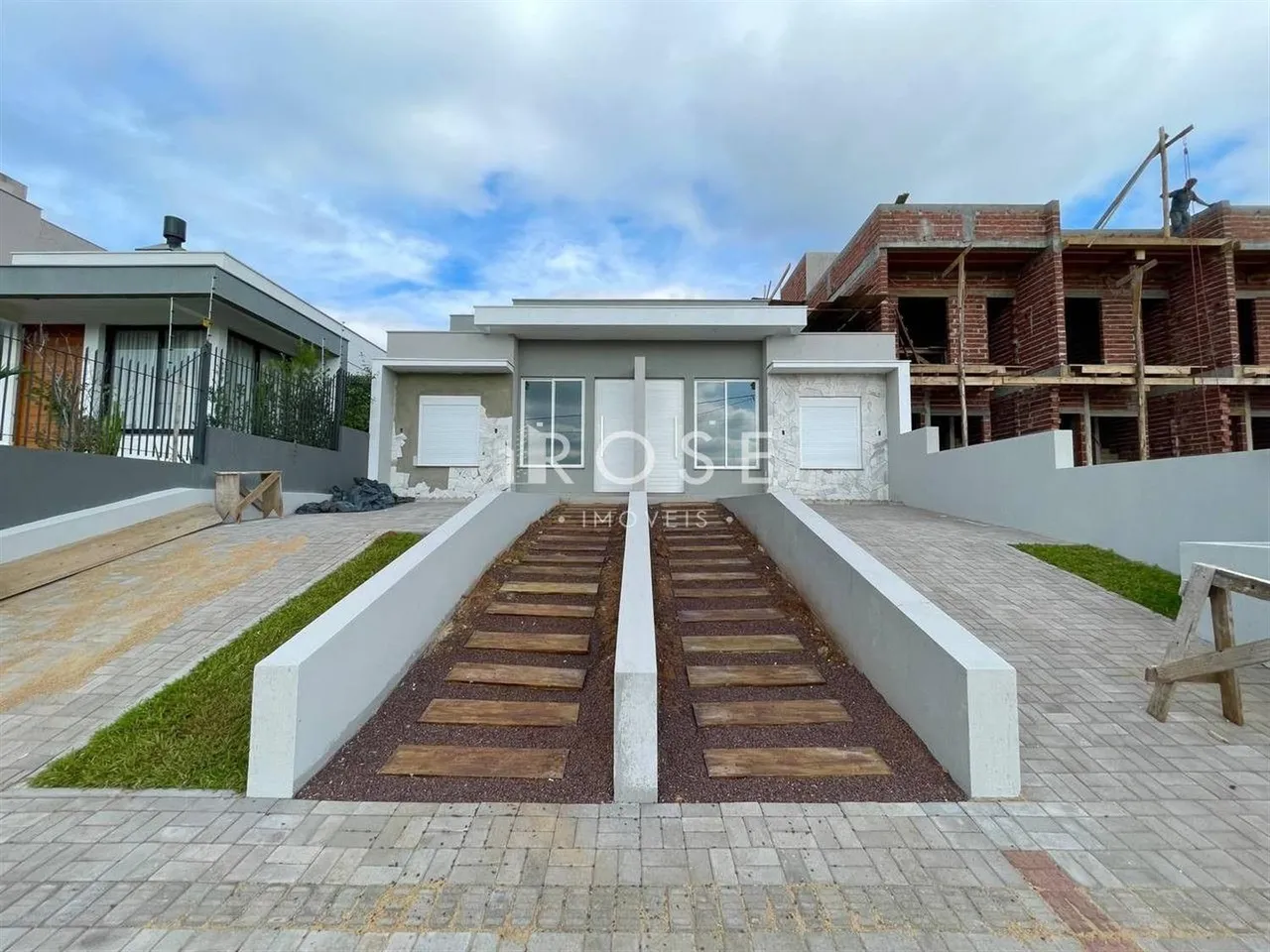 Casa geminada com 2 dormitórios, foto 1