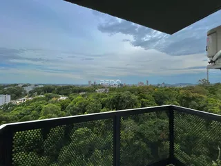 Vista panorâmica da paisagem urbana e da vegetação circundante de Lajeado.