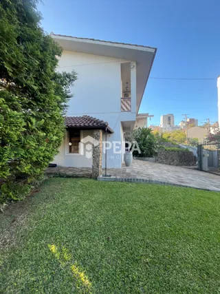 Casa com 4 dormitórios, foto 3