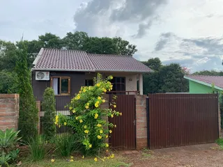 Casa com 2 dormitórios, foto 1