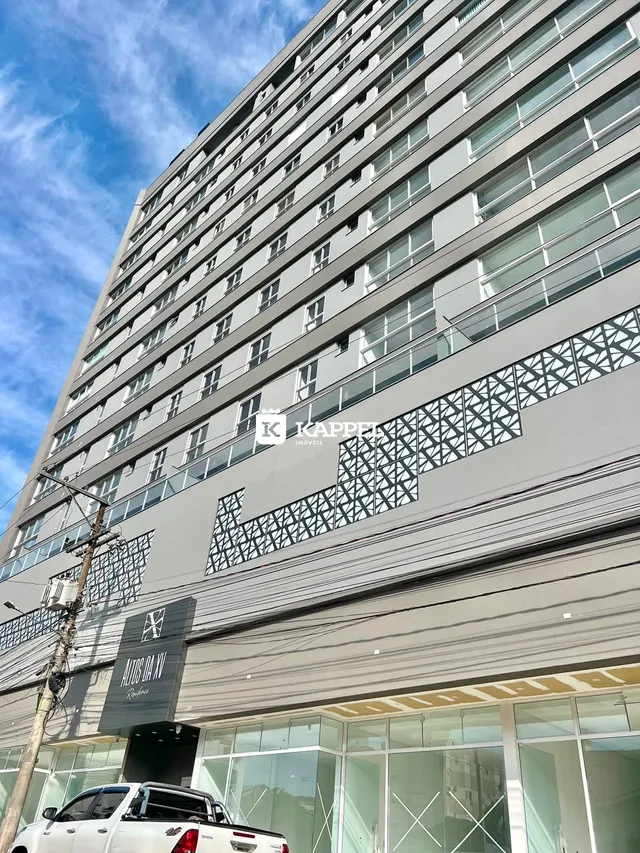 Fachada de um edifício residencial alto em Lajeado, Brasil.