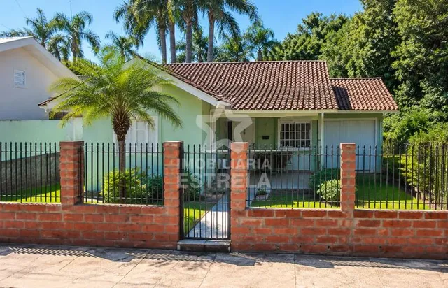 Casa com 3 dormitórios