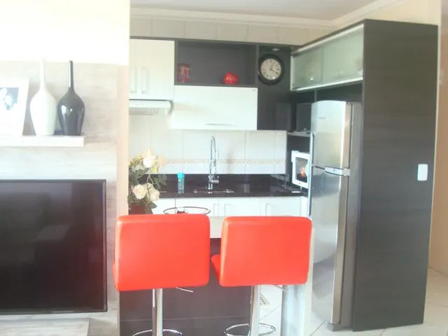 Apartamento com 2 dormitórios