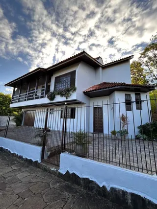 Casa com 3 dormitórios