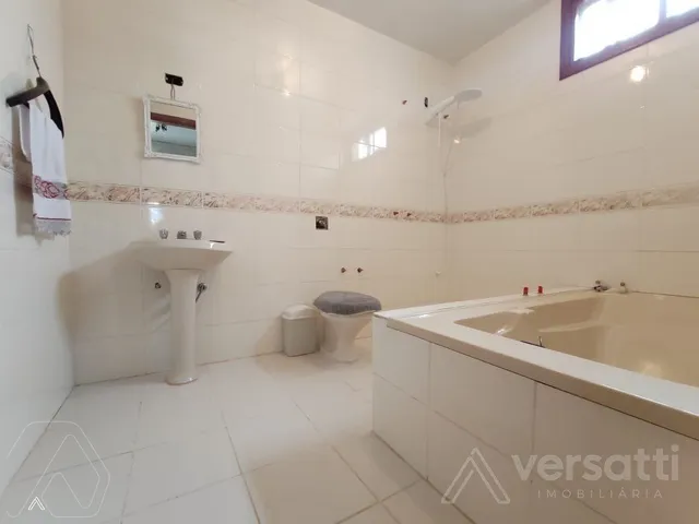 Casa com 5 dormitórios, foto 5