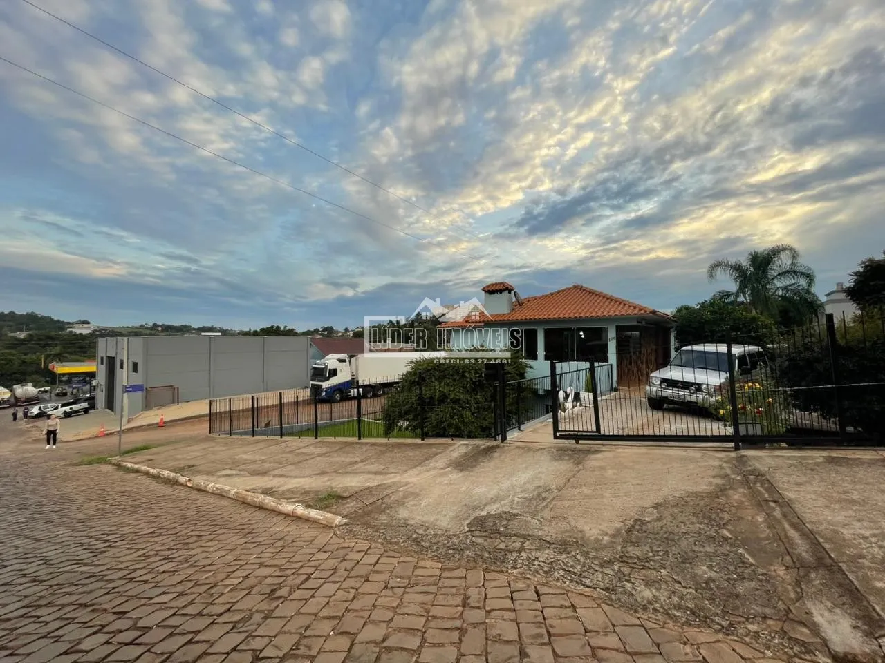 Casa com 2 dormitórios, foto 1