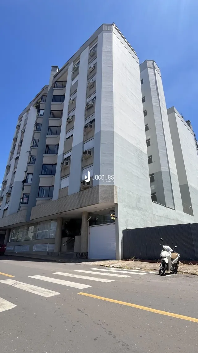 Fachada de um prédio residencial em Lajeado, Brasil.