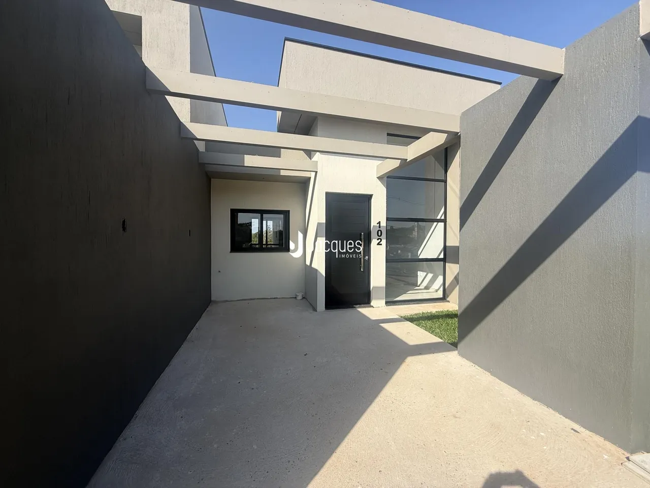 Casa com 2 dormitórios, foto 1