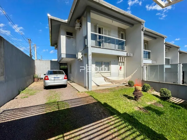 Sobrado com 3 dormitórios