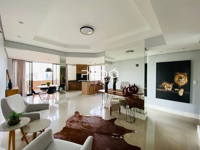 Apartamento com 4 dormitórios, foto 2