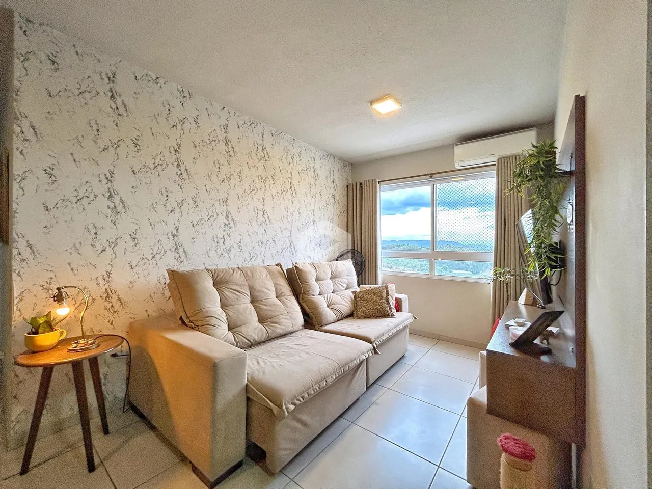 Apartamento com 2 dormitórios, foto 1