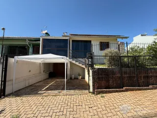 Casa com 3 dormitórios, foto 1