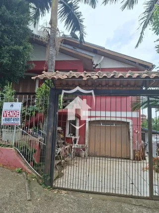 Casa com 3 dormitórios, foto 1